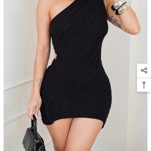 BOUTIQUE - CHIC BLACK KNITTED ONE SHOULDER MINI DRESS